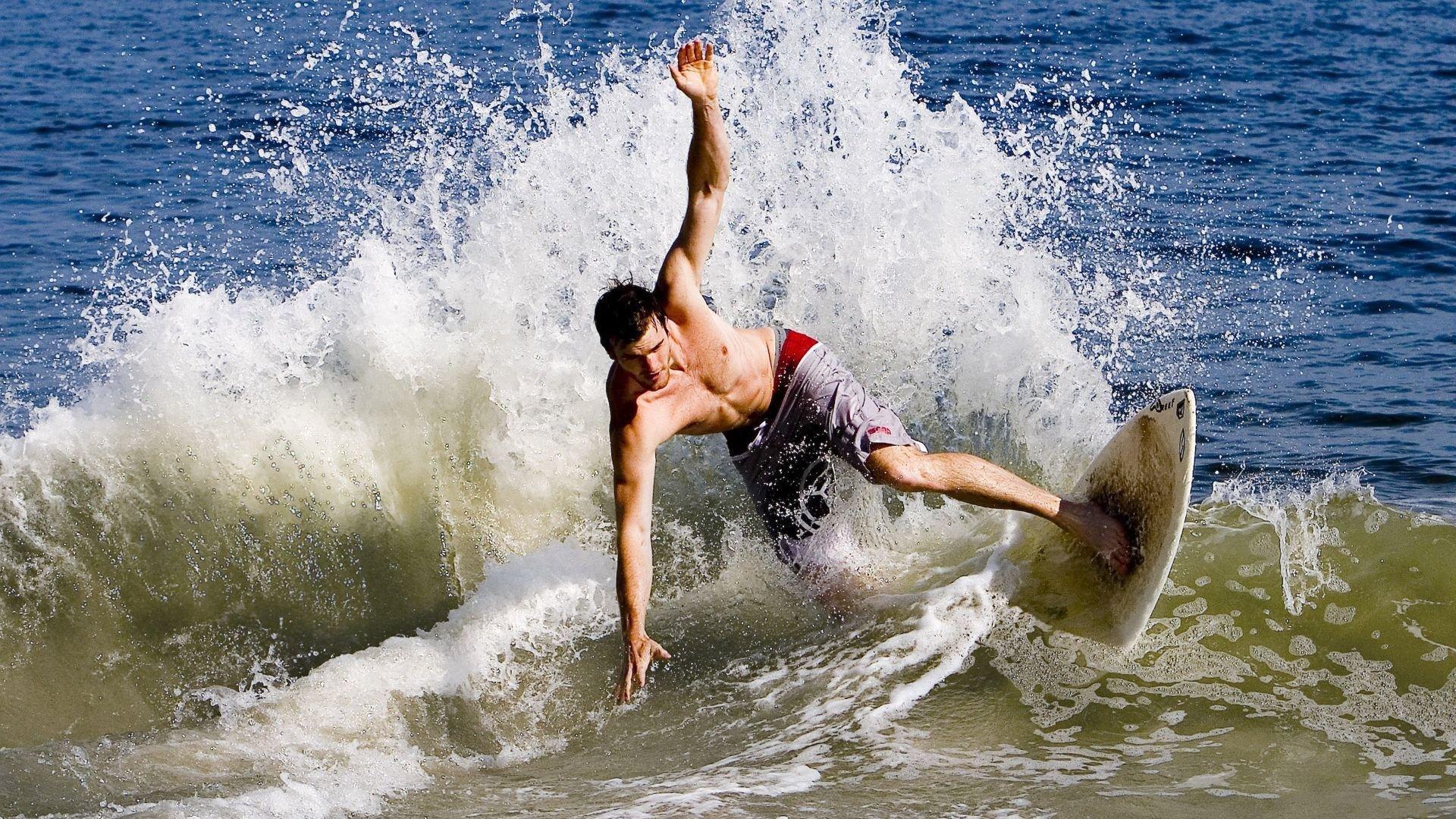 国际帆船大奖赛落幕 荷兰队逆风翻盘夺冠