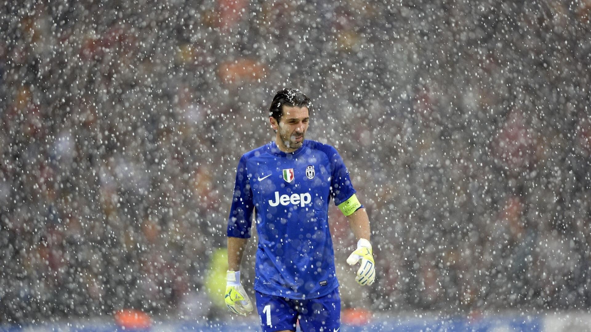 巅峰对决!新星闪耀扣篮大赛,创意与力量引爆全场