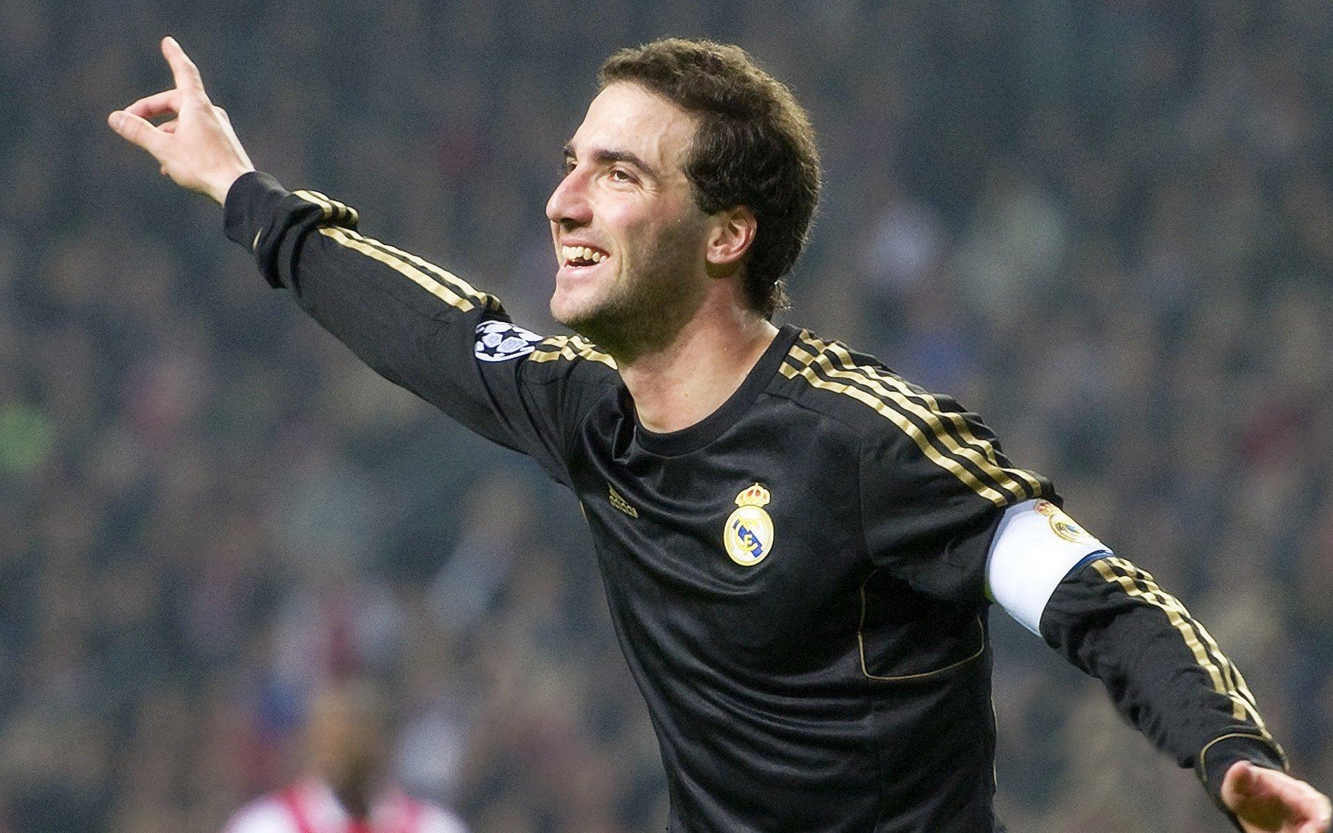 欧冠八强战火重燃 豪门对决引爆欧洲足坛