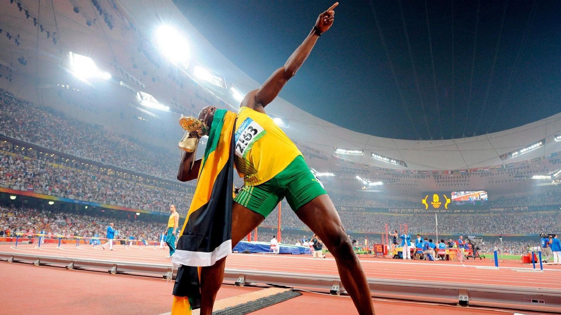 库里狂飙12记三分球，勇士主场大胜湖人