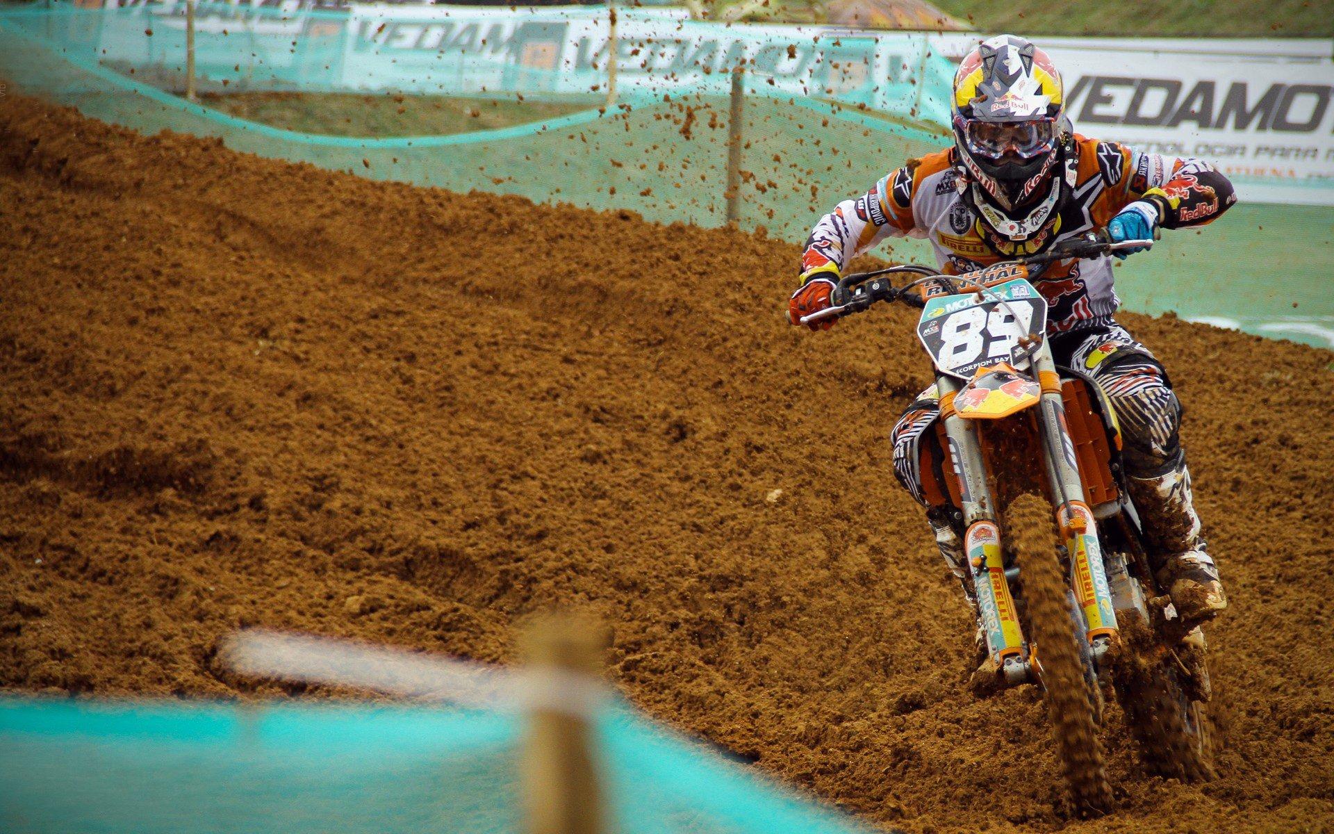 自由式滑雪世界杯中国站落幕，谷爱凌再夺金牌创历史