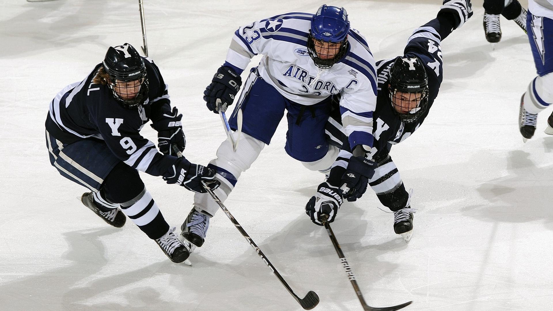 皇家马德里绝杀巴塞罗那，西甲争冠悬念再起